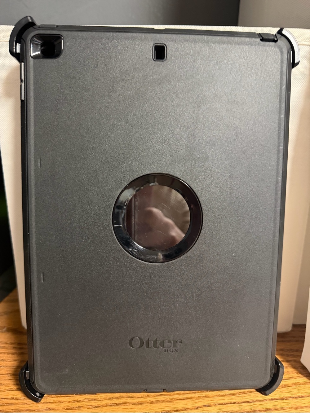 NWT OtterBox Defender Series Pro iPad Case Black Fits 7th/8th/9th Gen 10.2"